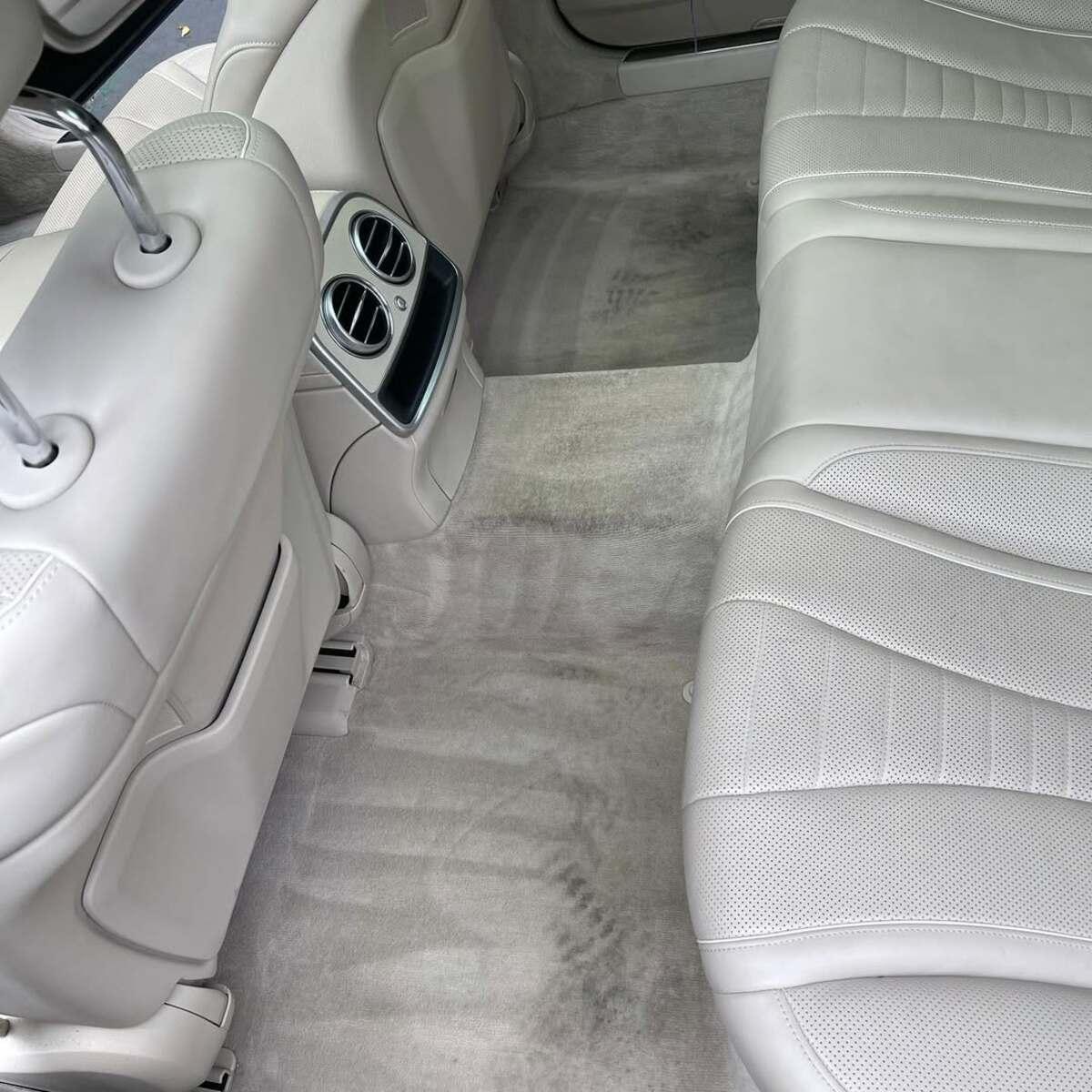 Heavily stained interior before DA1MAMBA deep cleaning treatment